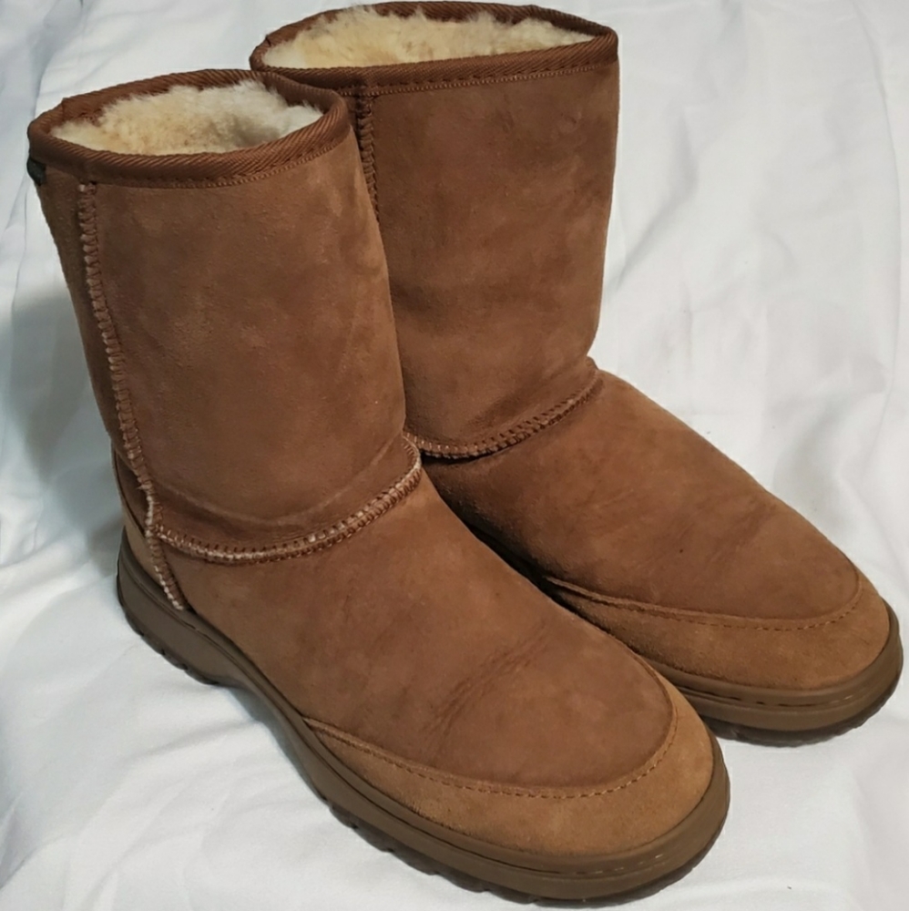 Blue Mountain Short UGG
